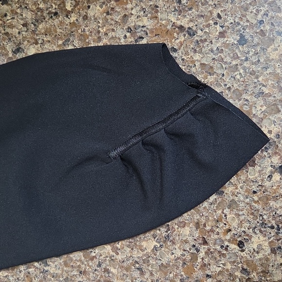 SPANX BOOTY BOOST BLACK ACTIVE SKIRT AROUND THE KNEE LEGGINGS - Picture 5 of 10